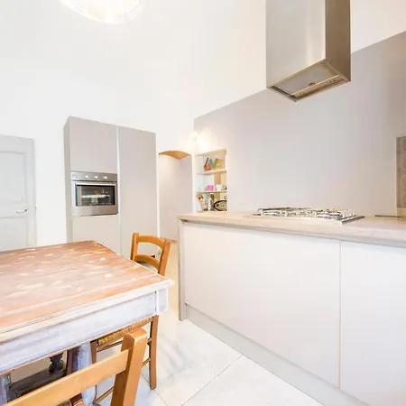 Apartment Leo's House By Holidayhome24